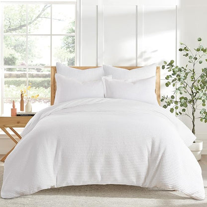 Levtex Home - Cloud Waffle Bright White Comforter Set - Full/Queen Comforter + Two Standard Pillow Cases - Waffle Weave - Bright White - Comforter (90 x 94in.) and Pillow Case (26 x 20in.) - Cotton