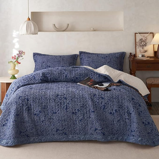mixinni Navy Blue Floral King Size Quilt Set Soft Cotton Double-Layer Neutral Style Paisley Quilt Bedding Set Farmhouse Bedspread Coverlet Sets, 3-Pieces Including Pillow Shams (106x96 Inches)