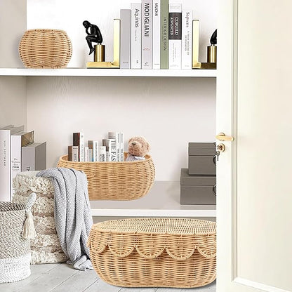 3 Pcs Scalloped Basket With Lid, Hand Woven Plastic Wicker Basket Set, 16 x 12 x 6 In Decorative Scalloped Edge Basket for Storage Food, Clothes, Toys, Picnic Table Bathroom Decor (S+M+L)