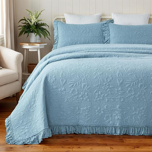Brandream Queen Size Quilt Set Cotton Blue Quilts Shabby Chic Bedding Romantic Ruffle Bedspread Matelasse Coverlet Set 3-Piece