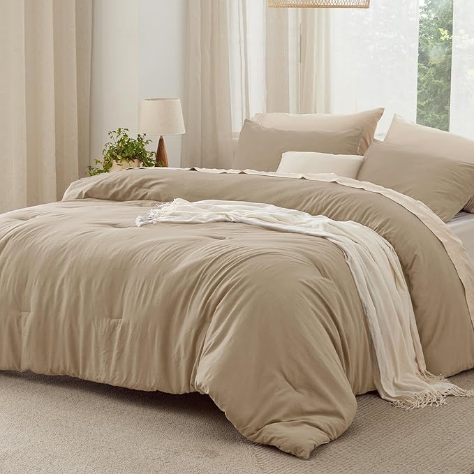 Bedsure Queen Size Comforter Set, Khaki Soft Prewashed Bedding for All Seasons, 3 Pieces GentleSoft™ Warm Down Alternative Bed Set, 1 Lightweight Comforter (90"x90") and 2 Pillowcases (20"x26")