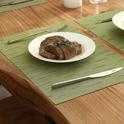 Leetaltree Pea Green Placemats Set of 4 - Heat Resistant Non-Slip Place mats for Dining Table, Washable Durable PVC Vinyl Woven Table Mats（Pea Green, 4）