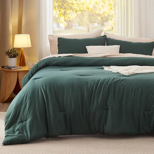 Bedsure Full Size Comforter Set, Forest Green Soft Prewashed Bedding for All Seasons, 3 Pieces GentleSoft™ Warm Down Alternative Bed Set, 1 Lightweight Comforter (82"x86") and 2 Pillowcases (20"x26")