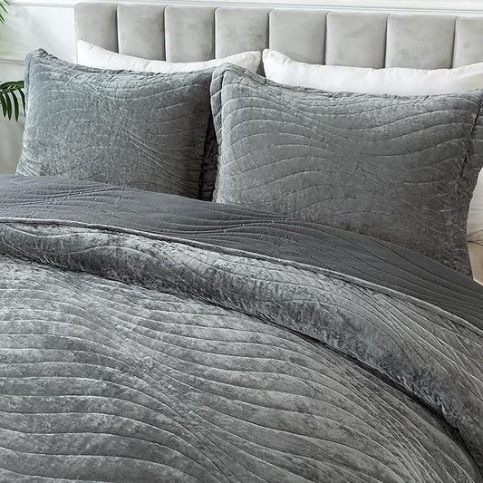 HoneiLife Velvet Quilt Sets King - Lightweight Bedspreads 3-Pieces, Stripe Coverlets Rustic Bed Cover King Quilt Bedding Sets for All Season Use, Grey