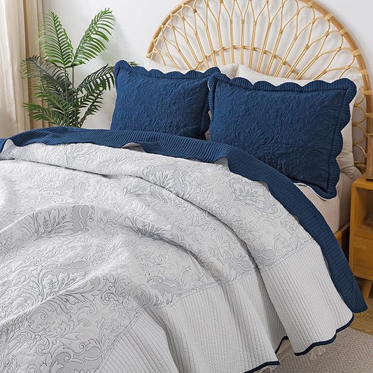 HoneiLife California King Quilt - Oversized King Bedspreads 128x120, 4-Piece Cal King Quilt Sets,Rustic Bedding Sets King Size,Reversible Coverlets Lightweight Bed Cover for All Season Use-Navy