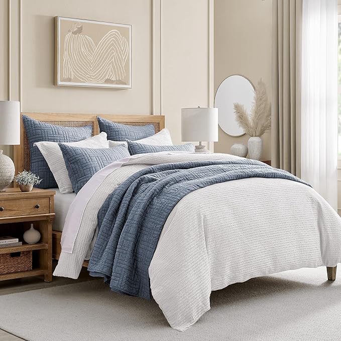 Levtex Home - Cloud Waffle Bright White Comforter Set - King Comforter (106 x 94in.) + Two King Pillow Cases (36 x 20in.) - Waffle Weave - Bright White - Cotton