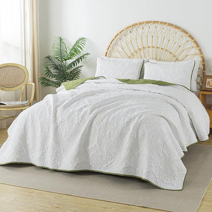 HoneiLife Queen Quilt Bedding Set - Microfiber Quilt Sets for Queen Bed, 3-Piece Lightweight Bedspreads,Reversible Coverlets Rustic Bed Cover, Floral Bedding Set All Season Quilts-Olive Green