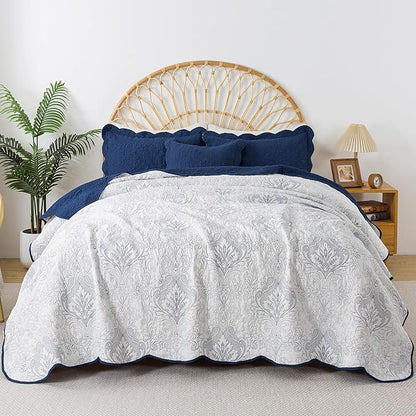 HoneiLife Queen Quilt Bedding Set - Microfiber Quilt Sets for Queen Bed, 3-Piece Lightweight Bedspreads,Reversible Coverlets Rustic Bed Cover, Floral Bedding Set All Season Quilts-Navy
