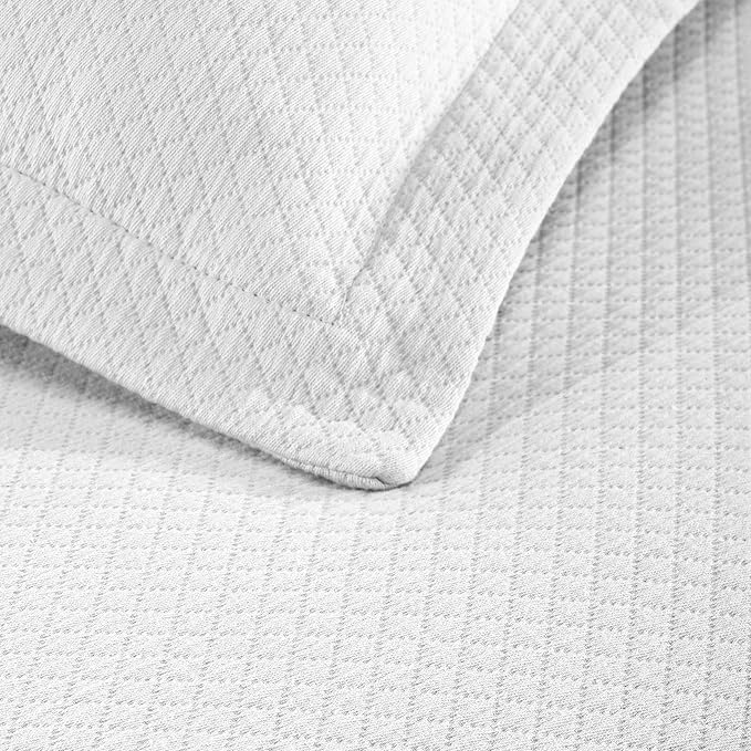 Superior Solitaire Cotton 3 Piece Bedspread Set, Home Bed Decor, Decorative Textured Bed Spread, 2 Pillow Shams, Airy Blanket, Matelasse Coverlet Bedding, All-Season Accent Blanket, King, White