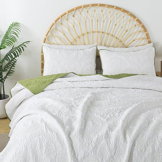 HoneiLife Queen Quilt Bedding Set - Microfiber Quilt Sets for Queen Bed, 3-Piece Lightweight Bedspreads,Reversible Coverlets Rustic Bed Cover, Floral Bedding Set All Season Quilts-Olive Green