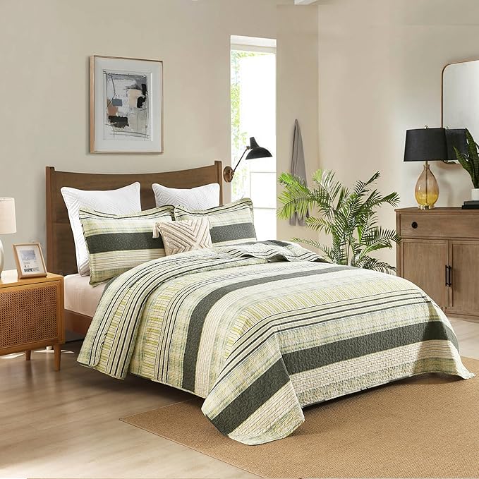 Homzard King Quilt - Cotton Comforter Set King Size, Army Green Yellow Striped Quilt Set,Olive Green Plaid Bedding Bedspread, Lightweight Farmhouse Bedding Set 3 Pieces All Season