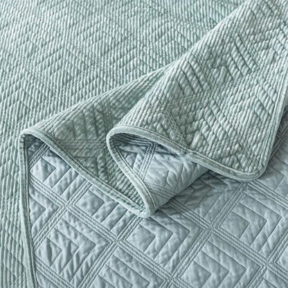 HoneiLife Queen Quilt Bedding Set - 3 Pieces Corduroy Quilt Sets Luxurious Bedspreads Embroidered Coverlets Autumn & Winter Bedding Set All Season Quilts-Mint Green